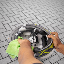 Load image into Gallery viewer, Helmet Cleaner Spray (125ML)