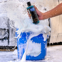 Load image into Gallery viewer, BubbleWash Snow Foam Shampoo